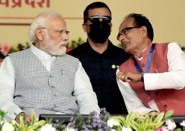 विधानसभा चुनावों को लेकर भाजपा नेतृत्व बेहद गंभीर, मध्य प्रदेश में 13 दिग्गजों के साथ लड़ेगी चुनाव