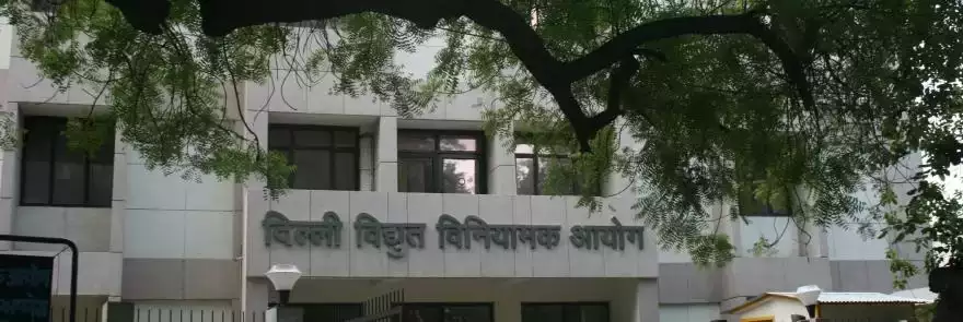 दिल्ली एलजी बनाम सीएम:न्यायमूर्ति नरसिम्हा ने कहा, “यह दुखद है कि किसी को भी संस्था की परवाह नहीं है।”