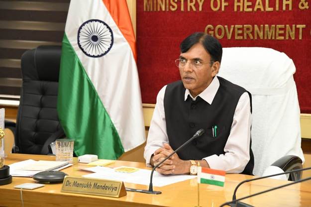 “कीटनाशक के दुष्प्रभाव को कम करने के लिए जैविक खेती को बढ़ावा देना होगा और रासायनिक उर्वरकों के उपयोग को कम करना हमारी प्राथमिकता होनी चाहिए”:डॉ. मनसुख मांडविया