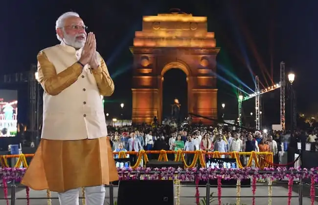 ‘मोदी सरकार’ वैश्विक इलेक्ट्रॉनिक्स आपूर्ति श्रृंखला में भारत को महत्वपूर्ण शक्ति बनाने के लिए लगातार काम कर रही: राजीव चन्द्रशेखर