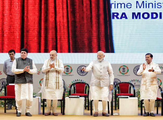 मोदी सरकार ने पैक्स को अनेक गतिविधियों से जोड़कर उसे वायबल बनाने का काम कर रही है: अमित शाह