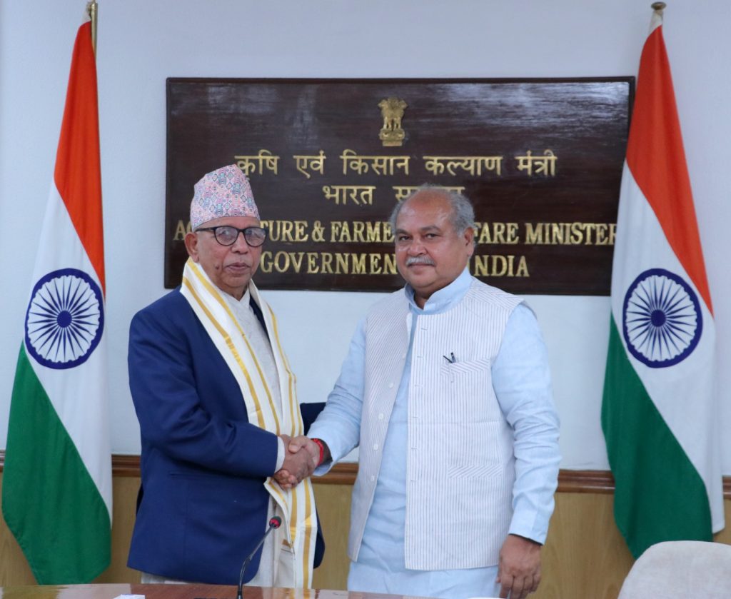 केंद्रीय कृषि मंत्री तोमर व नेपाल के मंत्री डॉ. भुसाल के बीच हुई बैठक