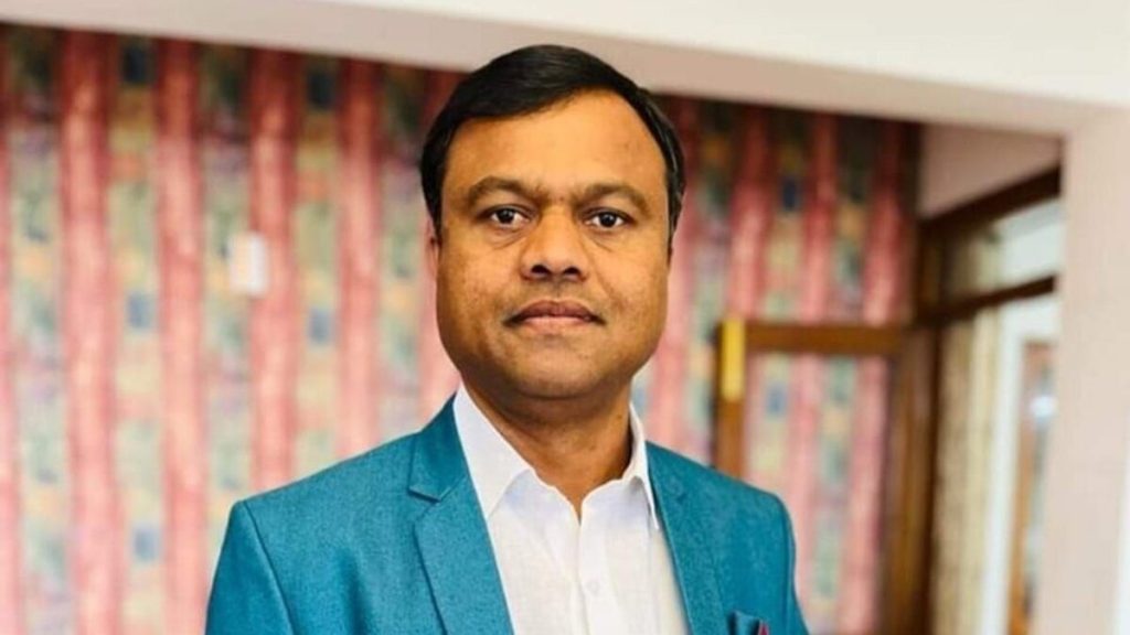 विधानसभा चुनाव से पहले ऑल इंडिया कांग्रेस कमेटी ने छत्तीसगढ़ में मोहन मरकाम की जगह दीपक बैज को बनाया प्रदेश अध्यक्ष