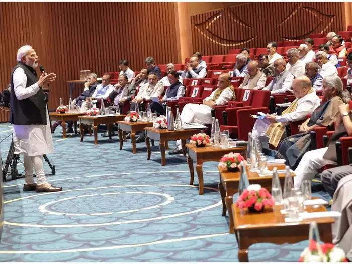 पीएम मोदी ने विपक्षी एकता कसा तंज, कहा- पार्टियां 2024 पर ध्यान केंद्रित कर रही लेकिन हम..