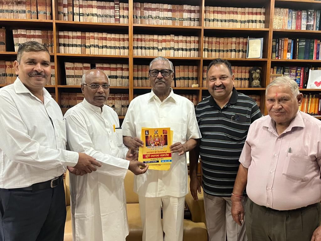 भारत सरकार के सोलिसिटर जनरल सत्यपाल जैन को भगवान विष्णुकर्म मूर्ति स्थापना समारोह में शामिल होने का मिला आमंत्रण