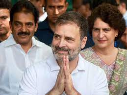 राहुल गांधी की संसद सदस्यता बहाल, जनपथ के बाहर समर्थक मना रहे जश्न