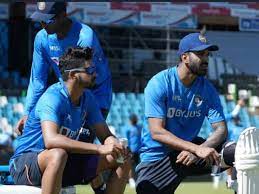 केएल राहुल और श्रेयस अय्यर की वापसी, दिग्गज खिलाड़ियों की हुई अनदेखी…एशिया कप टीम को पांच प्वॉइंट्स में समझें