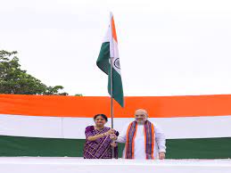 भारत की एकता और भाइचारे की भावना के तहत उन्होंने दिल्ली स्थित अपने आवास पर तिरंगा फहराया: अमित शाह