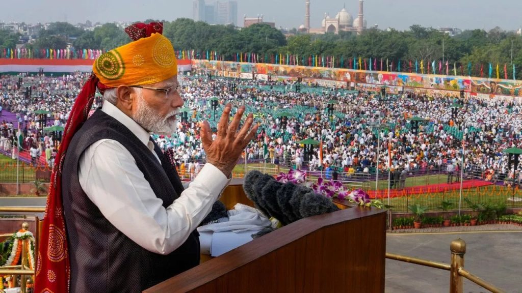 सरकारी योजनाओं की बदौलत 13.5 करोड़ लोग गरीबी की बेड़ियां तोड़कर नए मध्यम वर्ग से जुड़ने में सक्षम बने: प्रधानमंत्री