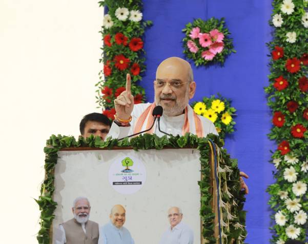 गांधीनगर लोकसभा क्षेत्र में इन सभी विकास कार्यों के लिए प्रधानमंत्री नरेन्द्र मोदी और मुख्यमंत्री भूपेन्द्र पटेल का दिल से आभार व्यक्त करता हूँ: अमित शाह