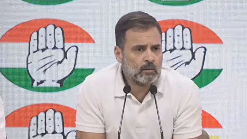 सांसदी वापस मिलने के बाद पहली बार वायनाड जाएंगे राहुल गांधी, जिला कांग्रेस कमेटी की बैठक में रहेंगे मौजूद