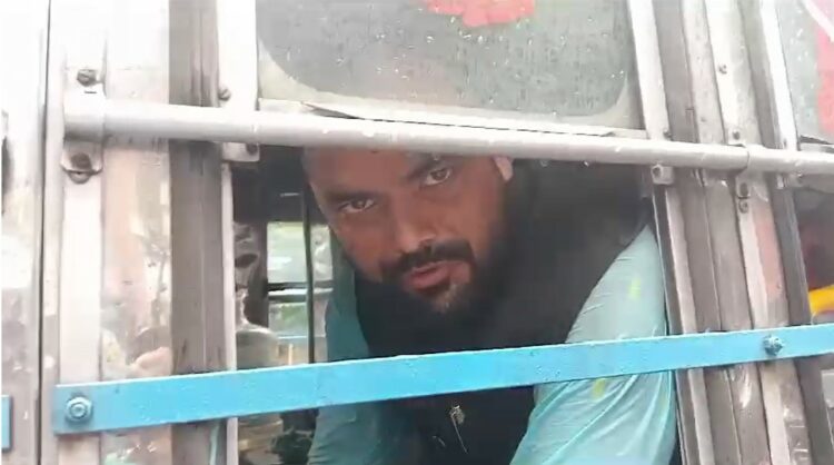 जादवपुर यूनिवर्सिटी कांड मामलें में रैगिंग के खिलाफ प्रदर्शन कर रहे अभाविप के राष्ट्रीय महामंत्री व छात्र गिरफ्तार