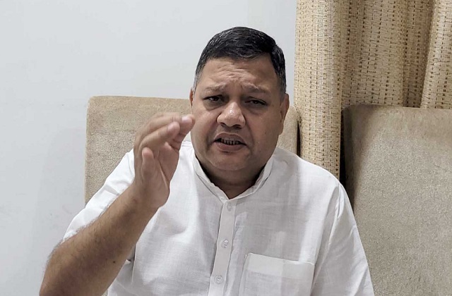 परिवार पहचान पत्र का असली नाम है पैरवी, परिणाम, परेशानी- विधायक नीरज शर्मा