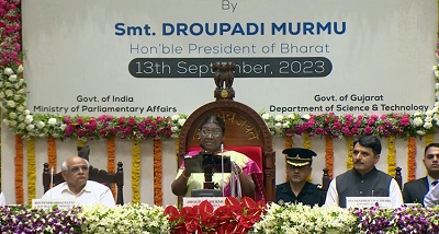राष्ट्रपति द्रौपदी मुर्मू ने गुजरात विधानसभा में डिजिटल सदन का किया शुभारंभ