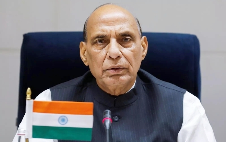 रक्षामंत्री राजनाथ सिंह आज दस राज्यों और केन्द्रशासित प्रदेशों के लिए 90 महत्वपूर्ण आधारभूत परियोजनाओं का करेंगे उद्घाटन