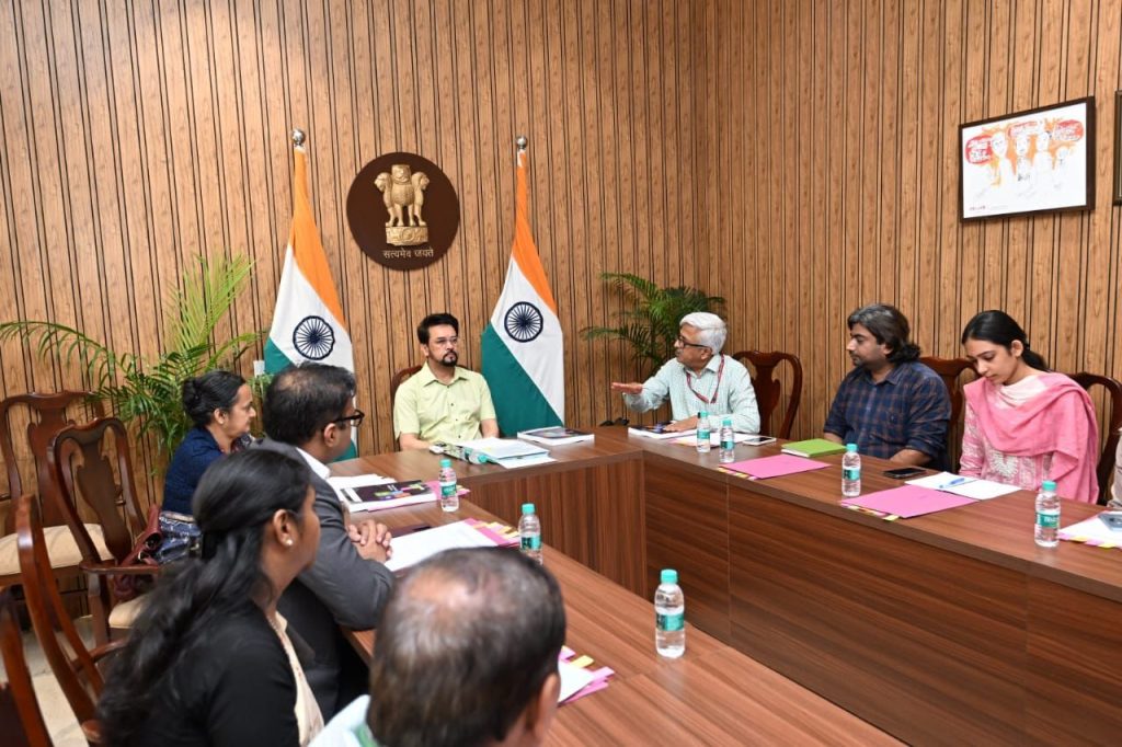 अनुराग ठाकुर ने युवा कार्यक्रम विभाग की वार्षिक क्षमता निर्माण योजना और सक्रिय नागरिकता पाठ्यक्रम ‘चेंजमेकर्स के रूप में युवा’ का किया शुभारंभ