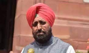 पंजाब में कांग्रेस के पास 18 सीटें हैं और 32 आप विधायकों के समर्थन से उनकी पार्टी सत्तारूढ़ सरकार को उखाड़ फेंक सकती है: प्रताप सिंह बाजवा