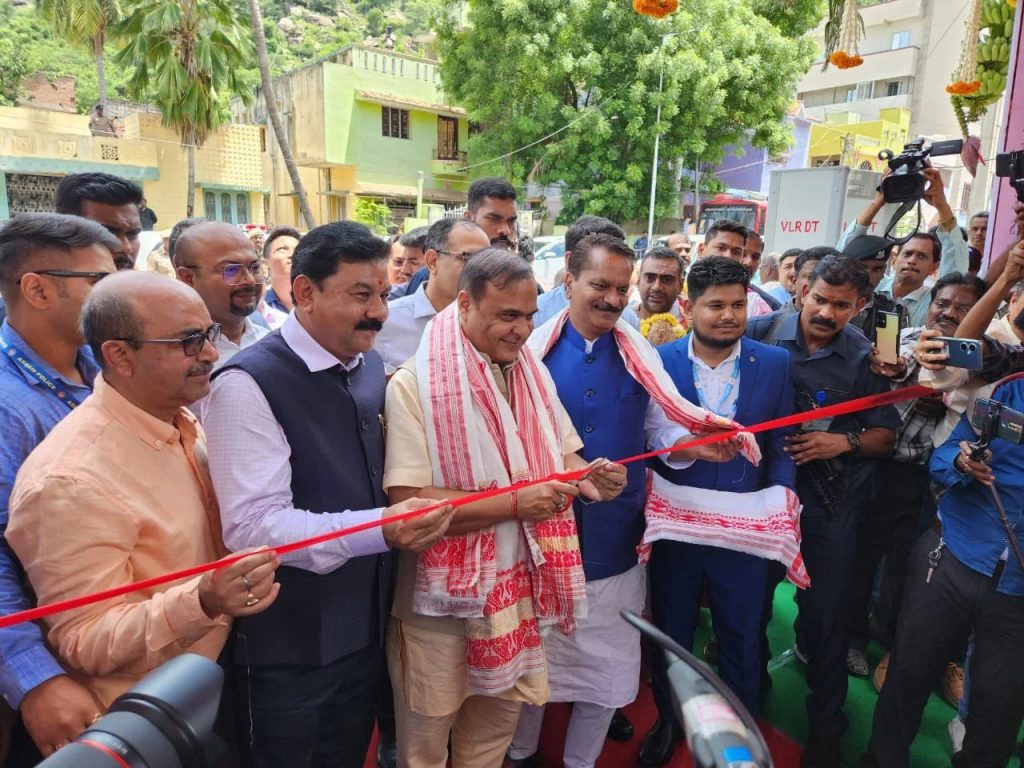 असम के मुख्यमंत्री सरमा ने तमिलनाडु के सथुवाचारी वेल्लोर में असम के विद्यार्थियों और मरीजों के लिए एक छात्रावास भवन का किया उद्घाटन