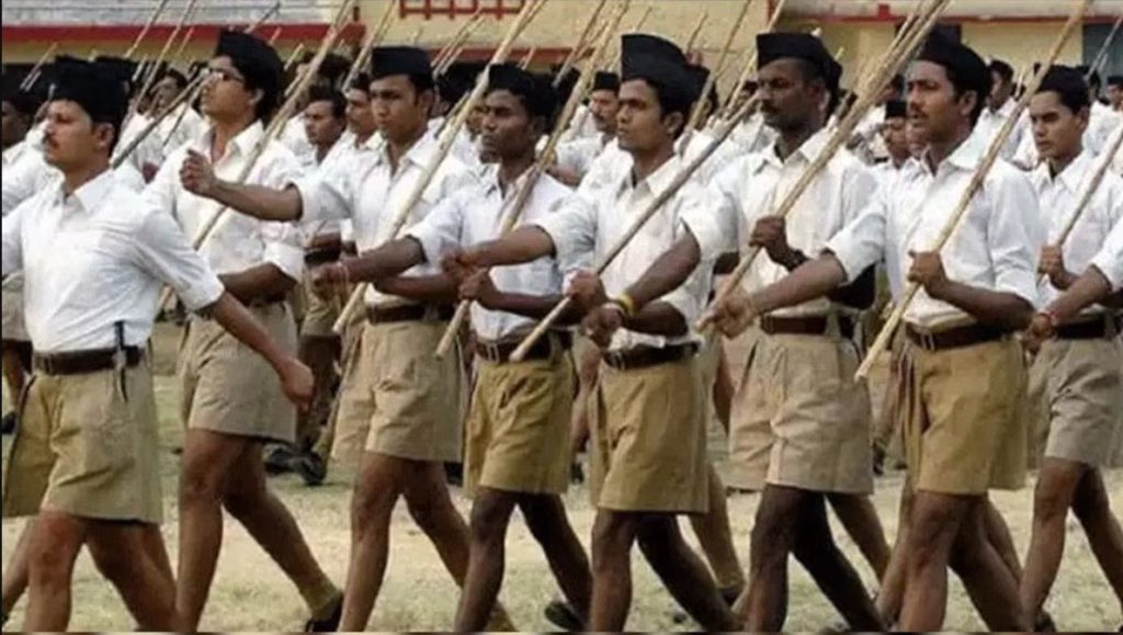 मंदिर के अंदर आरएसएस के हथियार प्रशिक्षण पर केरल हाईकोर्ट ने लगाया बैन