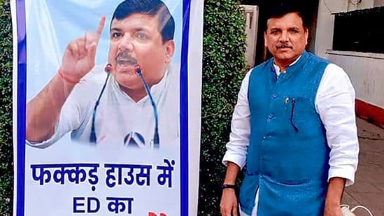 शराब घोटाले में आप सांसद संजय सिंह गिरफ्तार, करीब दस घंटे हुई थी पूछताछ
