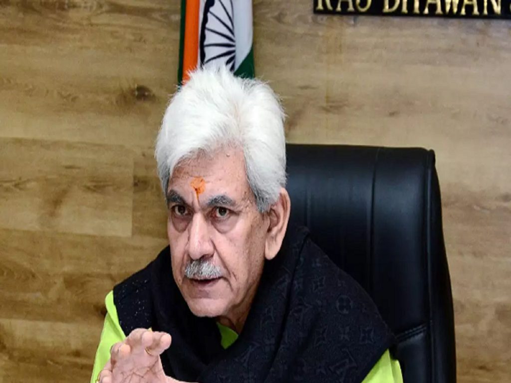 जम्मू कश्मीर के उप-राज्यपाल मनोज सिन्हा ने कश्मीर घाटी का किया दौरा
