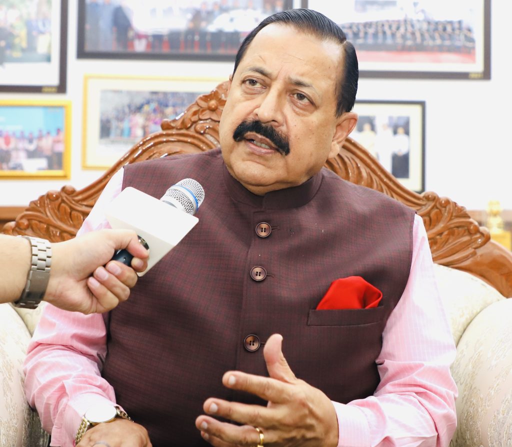 एबॉर्ट मिशन-1 की परीक्षण उड़ान सफलता अंतिम “गगनयान” लॉन्च से पहले लगातार क्रमिक परीक्षण उड़ानों की शुरुआत: डॉ. जितेंद्र सिंह