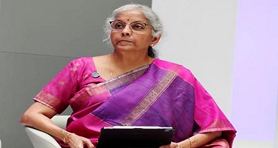 निर्मला सीतारामन ने वाराणसी के बनारस हिंदू विश्वविद्यालय में आयोजित विद्यार्थी परामर्श कार्यक्रम का किया उद्घाटन