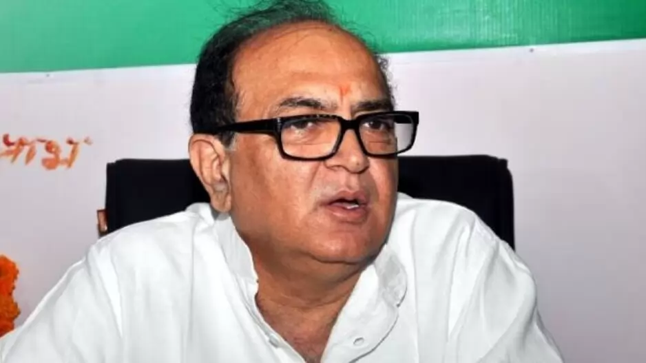 मध्य प्रदेश में विधानसभा चुनाव से पहले कांग्रेस को लगा झटका, अजय सिंह यादव ने दिया इस्तीफा