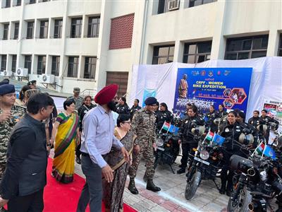 महिला बाइक अभियान ‘’यशस्विनी” सोनीपत में सीआरपीएफ ग्रुप सेंटर पहुंचा