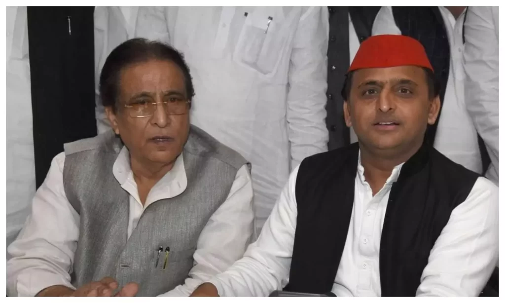 आजम खां की सजा पर बोले अखिलेश यादव, धर्म अलग होने के कारण हो रहा उत्पीड़न