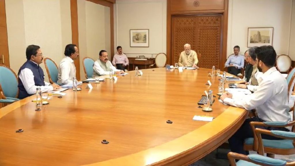 प्रधानमंत्री मोदी ने की गगनयान मिशन की तैयारियों की समीक्षा, 2035 तक भारतीय अंतरिक्ष स्टेशन की स्थापना