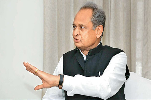डोटासरा के घर ईडी की रेड पर भड़के गहलोत, बोले- न हम डरे हैं न डरेंगे