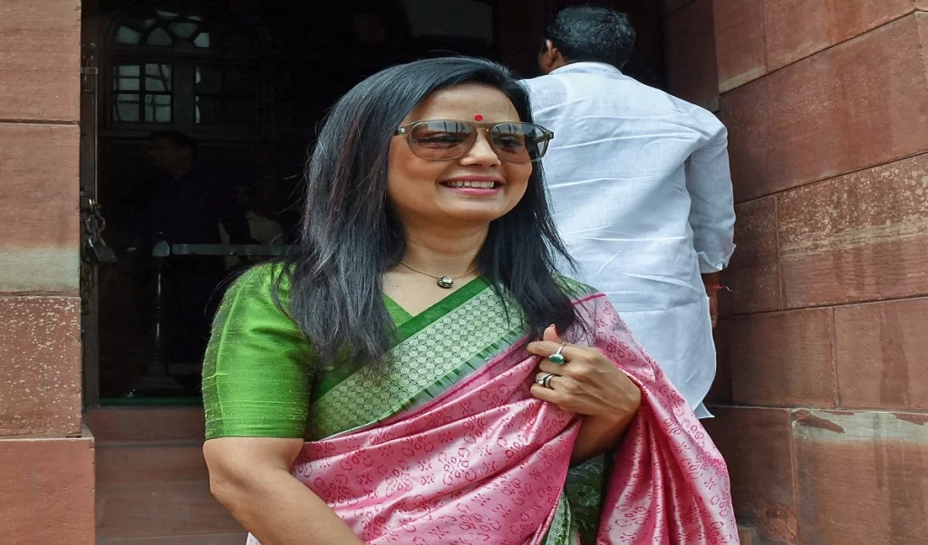 पीएमओ ने दर्शन हीरानंदानी को साइन करने के लिए मजबूर किया’, बिजनेसमैन के एफिडेविट पर महुआ मोइत्रा का आरोप