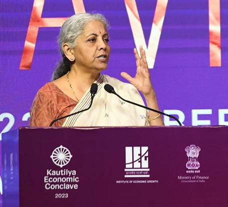 आतंकवाद के कारण निवेश को स्थायी रूप से अनिश्चितता और बेहद जोखिम का सामना करना पड़ता है: वित्त मंत्री निर्मला सीतारमण