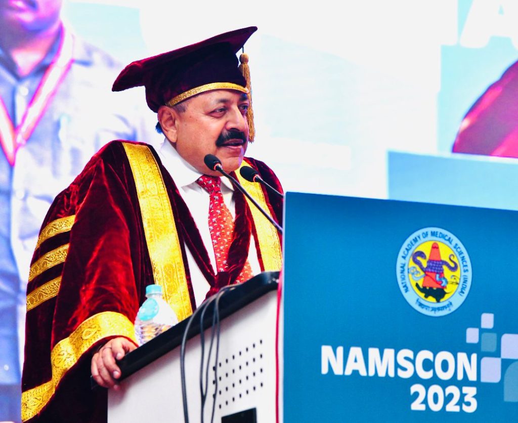 बढ़ती उम्र के साथ, भारत को अमृतकाल के दौरान द्विध्रुवीय चुनौती का सामना करना पड़ेगा: डॉ. जितेंद्र सिंह
