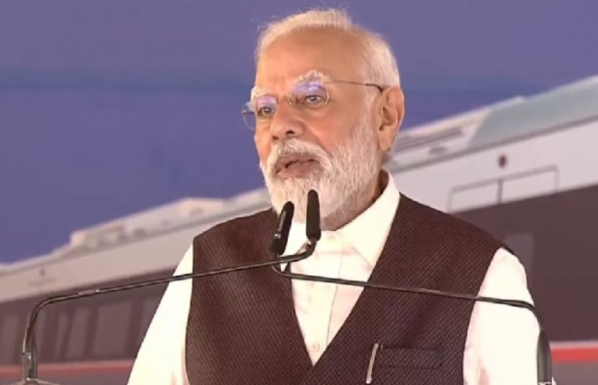 नमो भारत ट्रेन में ड्राइवर से लेकर तमाम स्टाफ तक सभी देश की बेटियां हैं, ये नारी शक्ति है- पीएम मोदी
