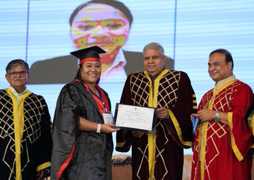 शिक्षा को व्यवसाय बनाना हमारे सामाजिक उद्देश्य के प्रतिकूल: उपराष्ट्रपति धखनड़