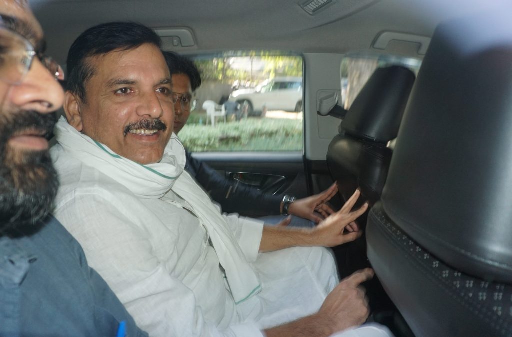 शराब घोटाले में 5 दिन की ED रिमांड भेजे गए आप नेता संजय सिंह