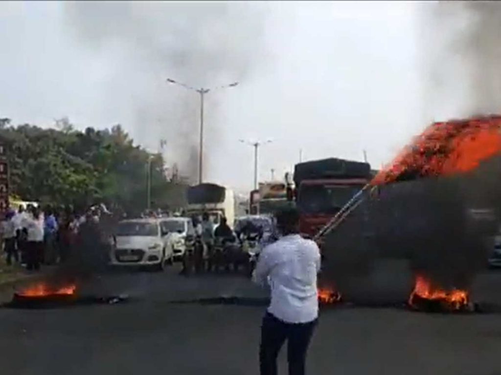 महाराष्ट्र में 85 से अधिक बसों को पहुंचाया नुकसान, 5 जिलों में MSRTC की बस सर्विस सस्पेंड