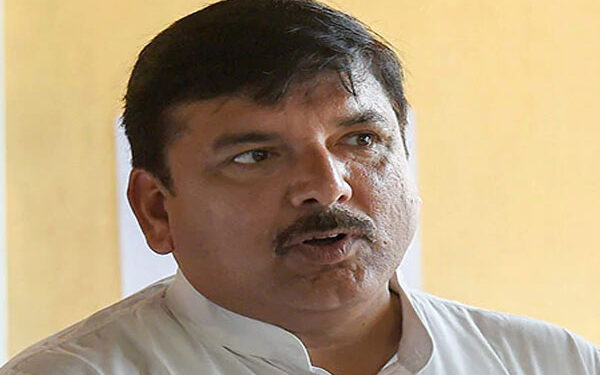 संजय सिंह की पंजाब में एंट्री, मानहानि केस में अमृतसर कोर्ट में पेशी Sanjay Singh's entry in Punjab, appearance in Amritsar court in defamation case