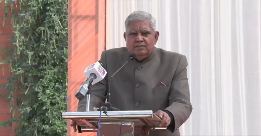 उपराष्ट्रपति जगदीप धनखड़ ने दीपावली की पूर्व संध्या पर राष्ट्र को बधाई दी