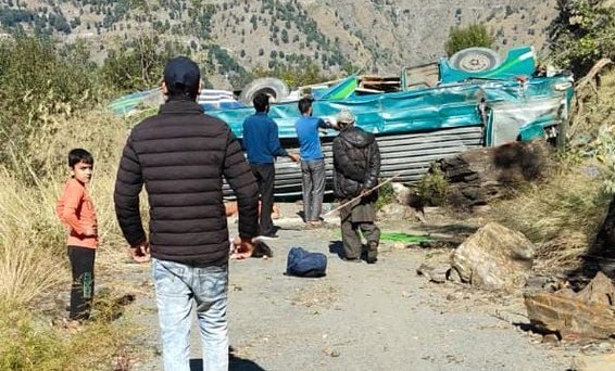 प्रधानमंत्री ने जम्मू-कश्मीर के डोडा में बस दुर्घटना में हुई जान माल की हानि पर गहरा शोक व्यक्त किया