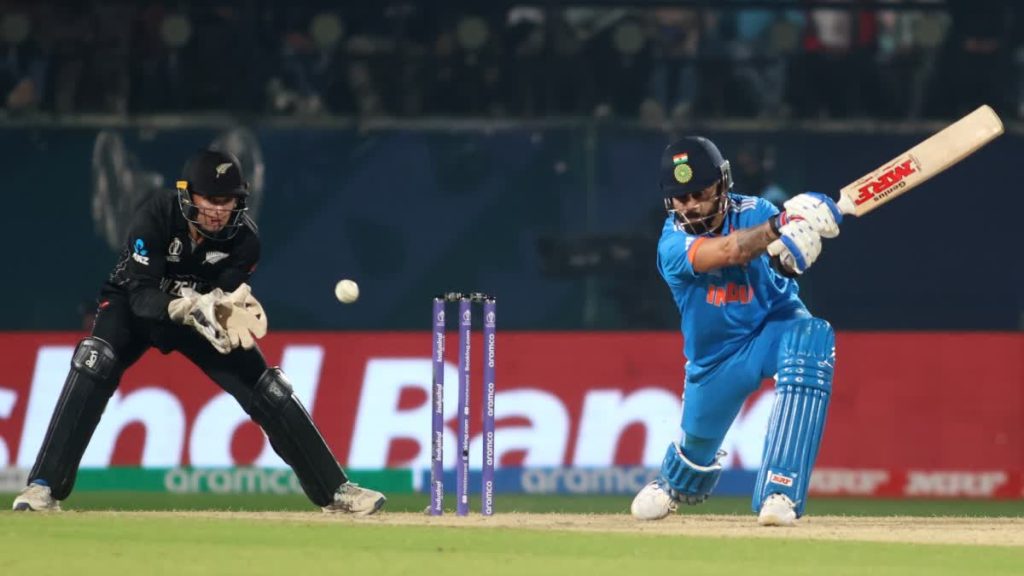 IND VS NZ World Cup 2023 1st Semifinal Full Scorecard: विराट कोहली ने वर्ल्ड कप 2023 का छठा अर्धशतक जड़ा