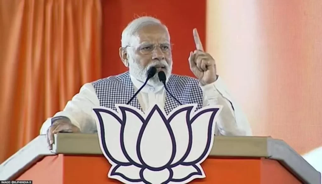 मुरैना में पीएम मोदी का हमला, बोले- कांग्रेस ने राष्ट्रीय सुरक्षा के साथ की राजनीति..