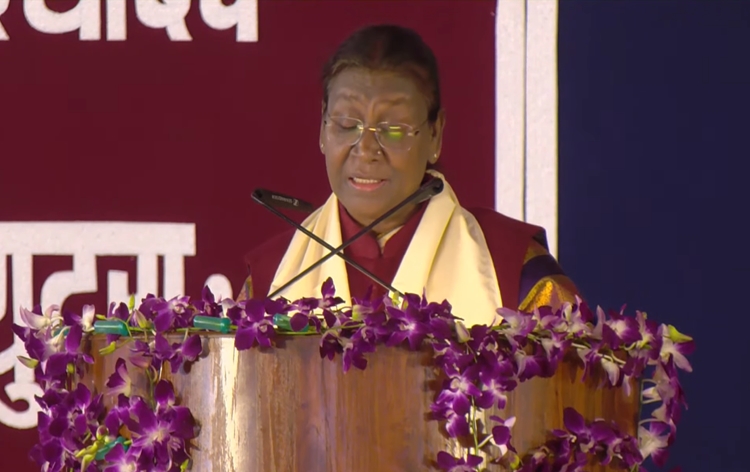 पंतनगर के गोविंद बल्लभ पंत कृषि एवं प्रौद्योगिकी विश्वविद्यालय के 35वें दीक्षांत समारोह में शामिल हुई राष्ट्रपति द्रौपदी मुर्मु