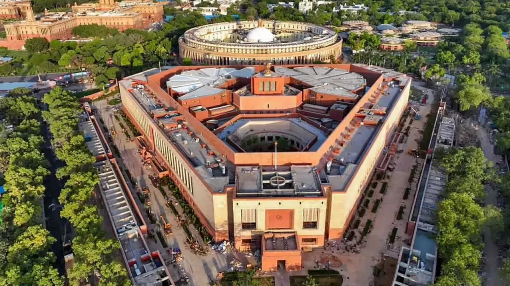 4 से 22 दिसंबर तक चलेगा संसद का शीतकालीन सत्र, 19 दिनों में होंगी 15 बैठकें