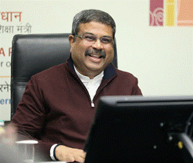 विषय वस्तु ऐसी हो जिसमें भारतीय मूल्य, नैतिकता झलके और उसकी जड़ें भारतीय संस्कृति में गहरे में रची बसी हों – धर्मेंद्र प्रधान