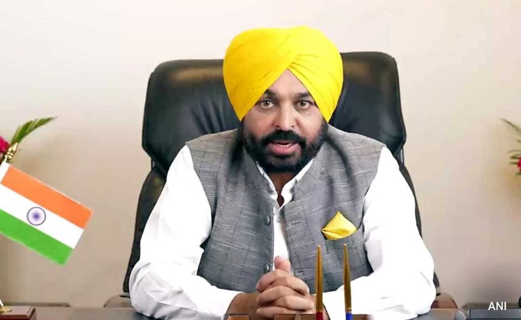 पंजाब सरकार मानक स्वास्थ्य सेवाएं प्रदान करने के लिए जल्दी ही 100 और आम आदमी क्लीनिक समर्पित करेगी: भगवंत मान