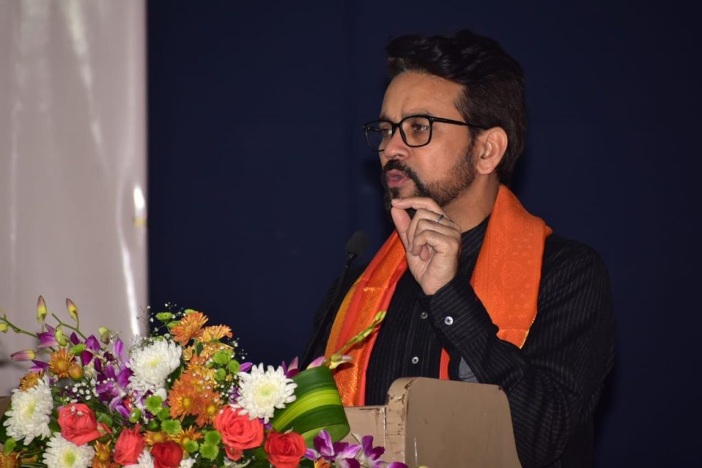 इंडी गठबंधन भारत के नॉर्थ और साउथ में दरार लाने का असफल प्रयास कर रहा: अनुराग ठाकुर Indie alliance is unsuccessfully trying to create a rift between North and South of India: Anurag Thakur
