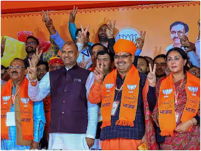 राजस्थान अपडेट:भजन लाल शर्मा ने ली मुख्यमंत्री पद की शपथ, प्रधानमंत्री ने थपथपाई पीठ; दीया-प्रेमचंद बने उपमुख्यमंत्री